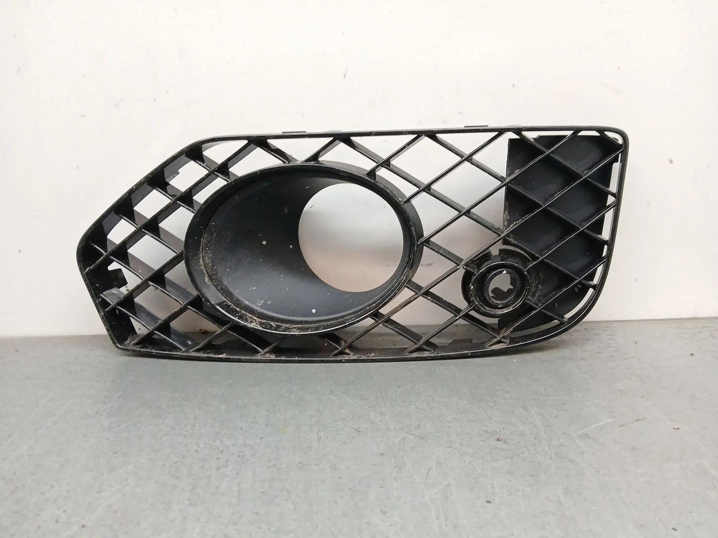 Rejilla Paragolpes Derecha para Bentley Flying Spur (Zg2_)