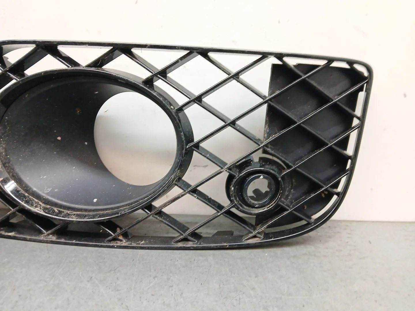 Rejilla Paragolpes Derecha para Bentley Flying Spur (Zg2_)
