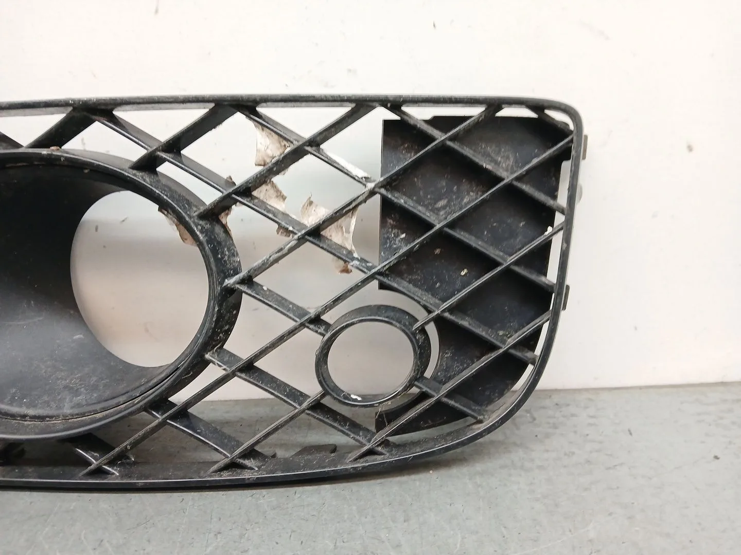 Rejilla Paragolpes Derecha para Bentley Flying Spur (Zg2_)