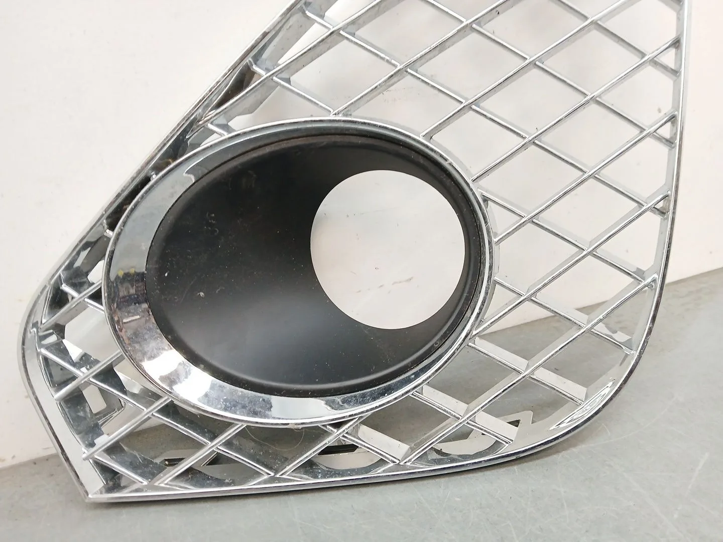 Rejilla Paragolpes Derecha para Bentley Mulsanne (3Y_)