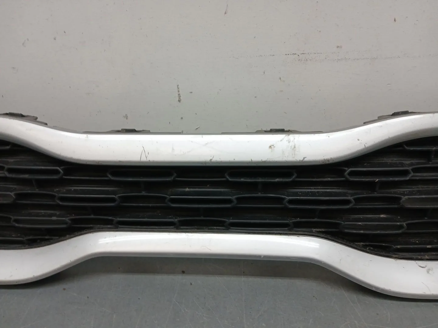 Rejilla Paragolpes Central para Kia Niro (De)