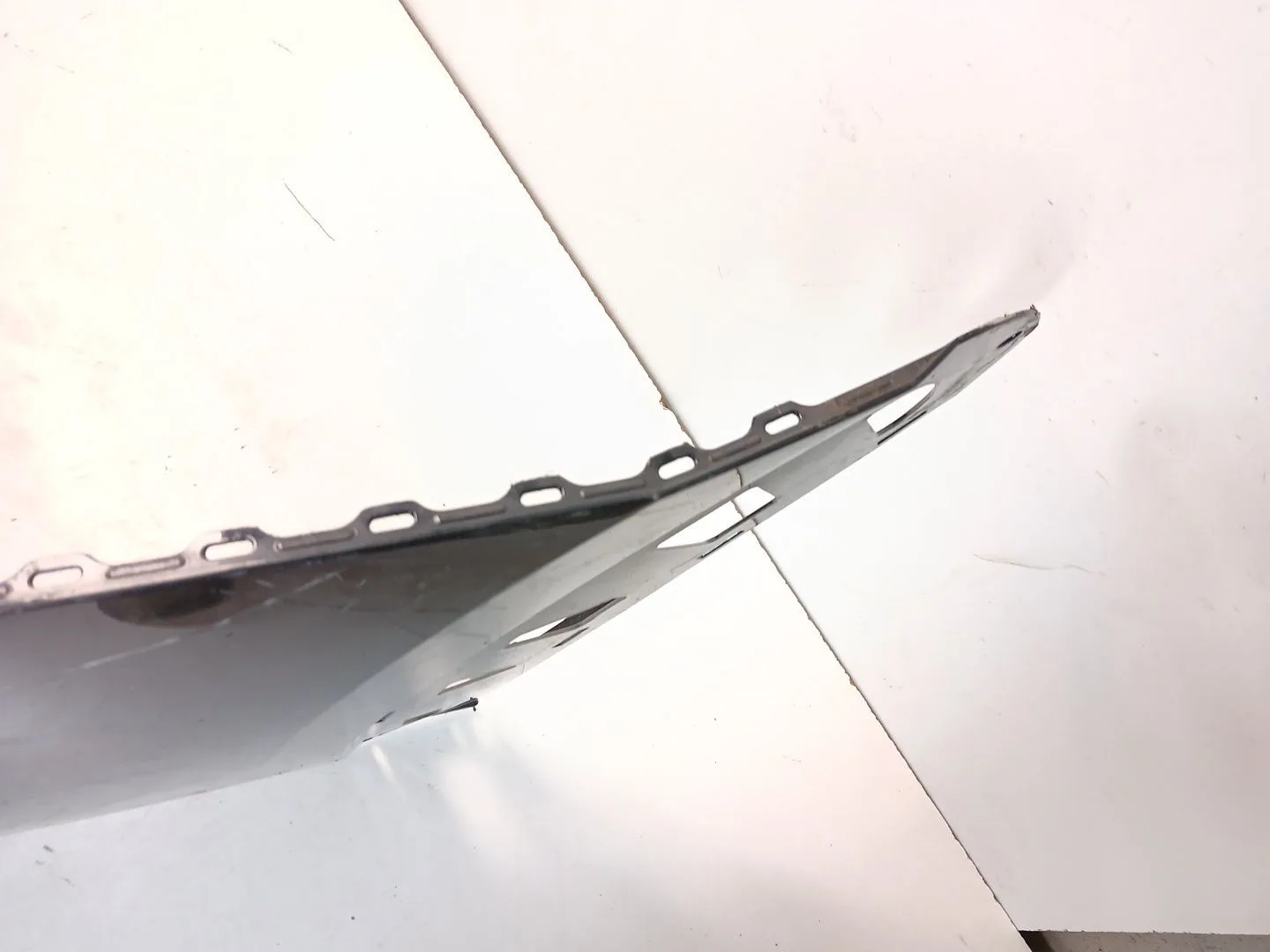 Paragolpes Trasero para Nissan Ariya (Fe0)