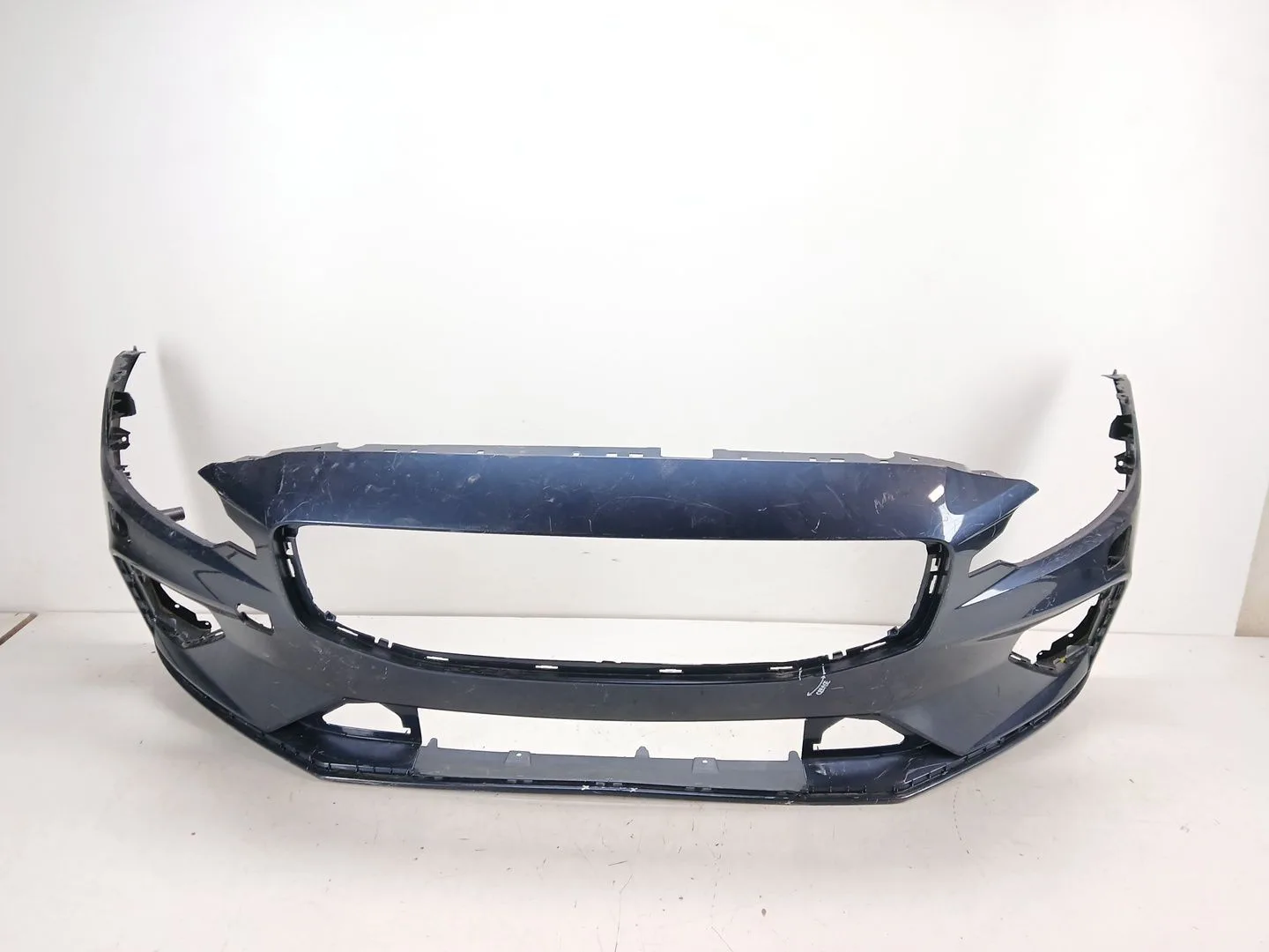 Paragolpes Delantero para Volvo V60 I (155)