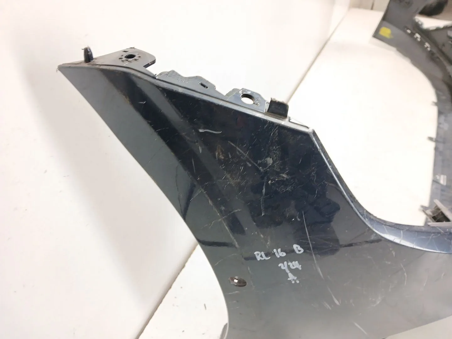 Paragolpes Delantero para Volvo V60 I (155)