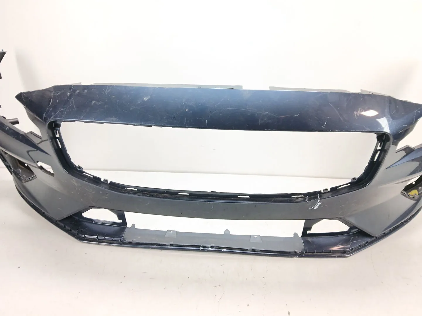 Paragolpes Delantero para Volvo V60 I (155)