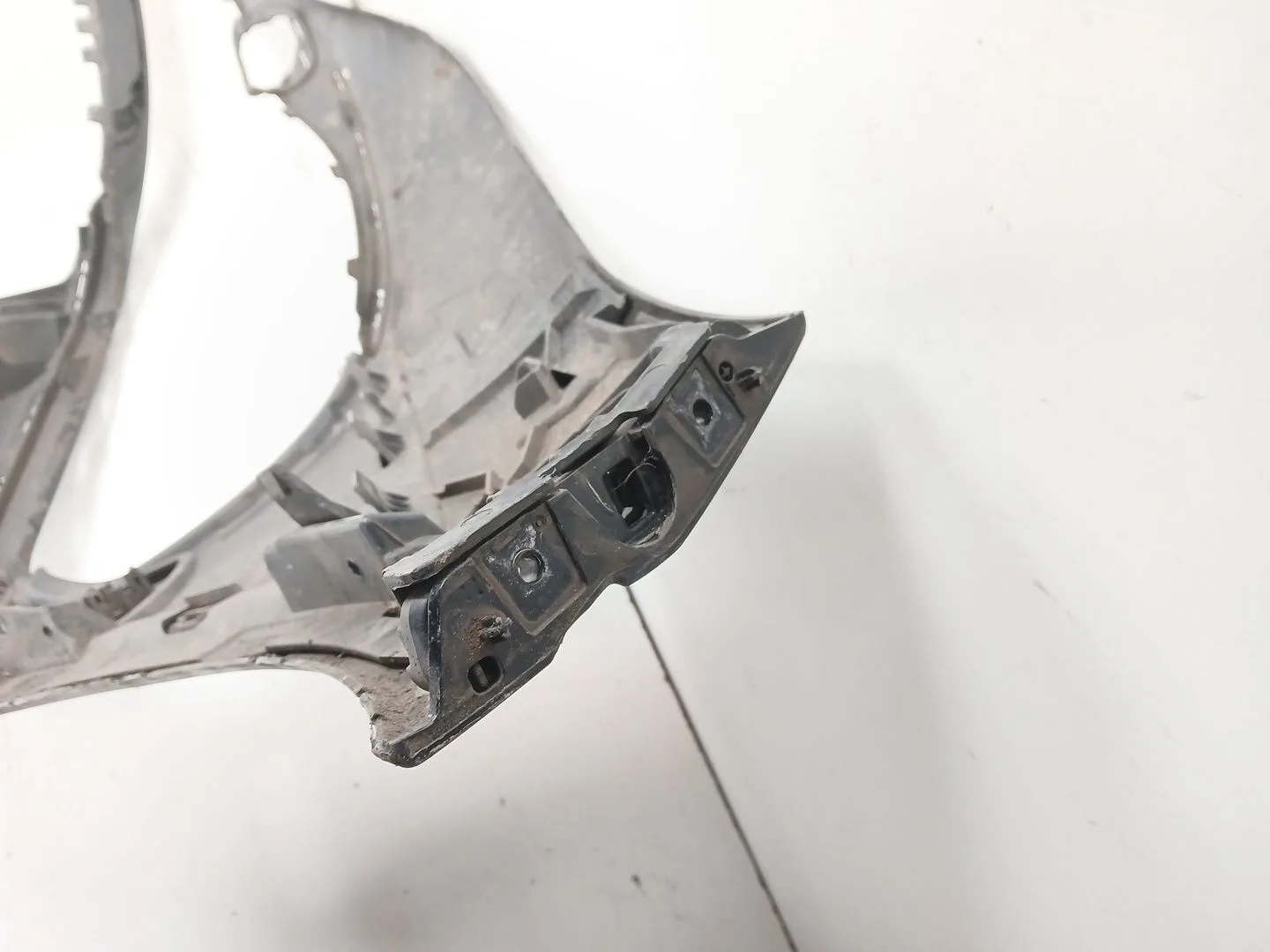 Paragolpes Delantero para Mercedes-Benz Eqb (X243)