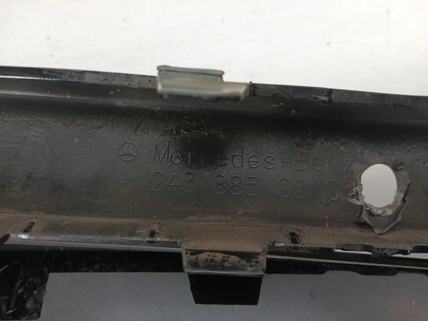 Paragolpes Delantero para Mercedes-Benz Eqb (X243)