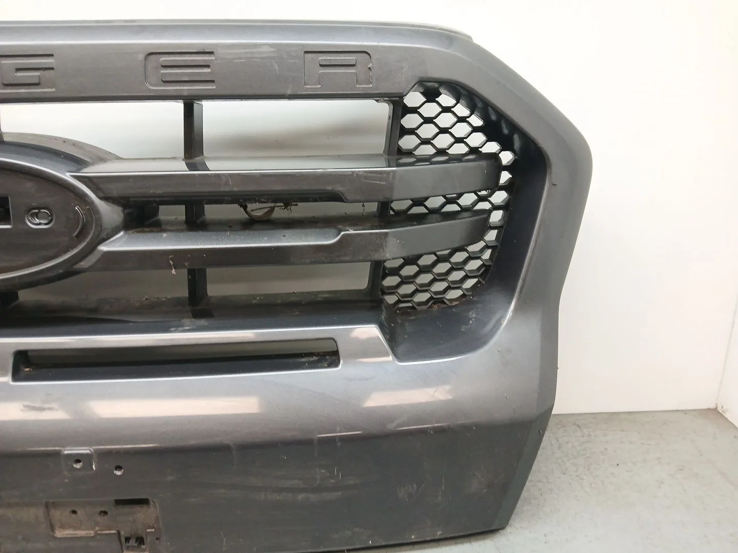 Rejilla Paragolpes Delantero para Ford Ranger (Tke)