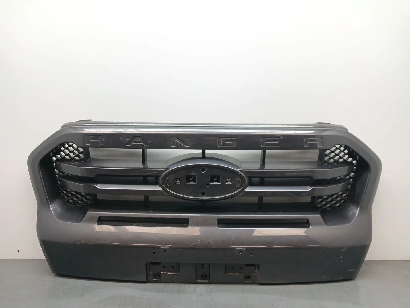 Rejilla Paragolpes Delantero para Ford Ranger (Tke)