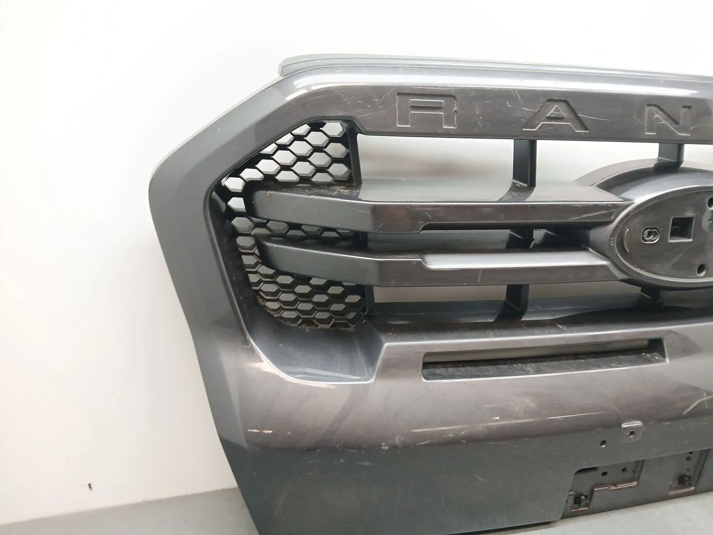 Rejilla Paragolpes Delantero para Ford Ranger (Tke)