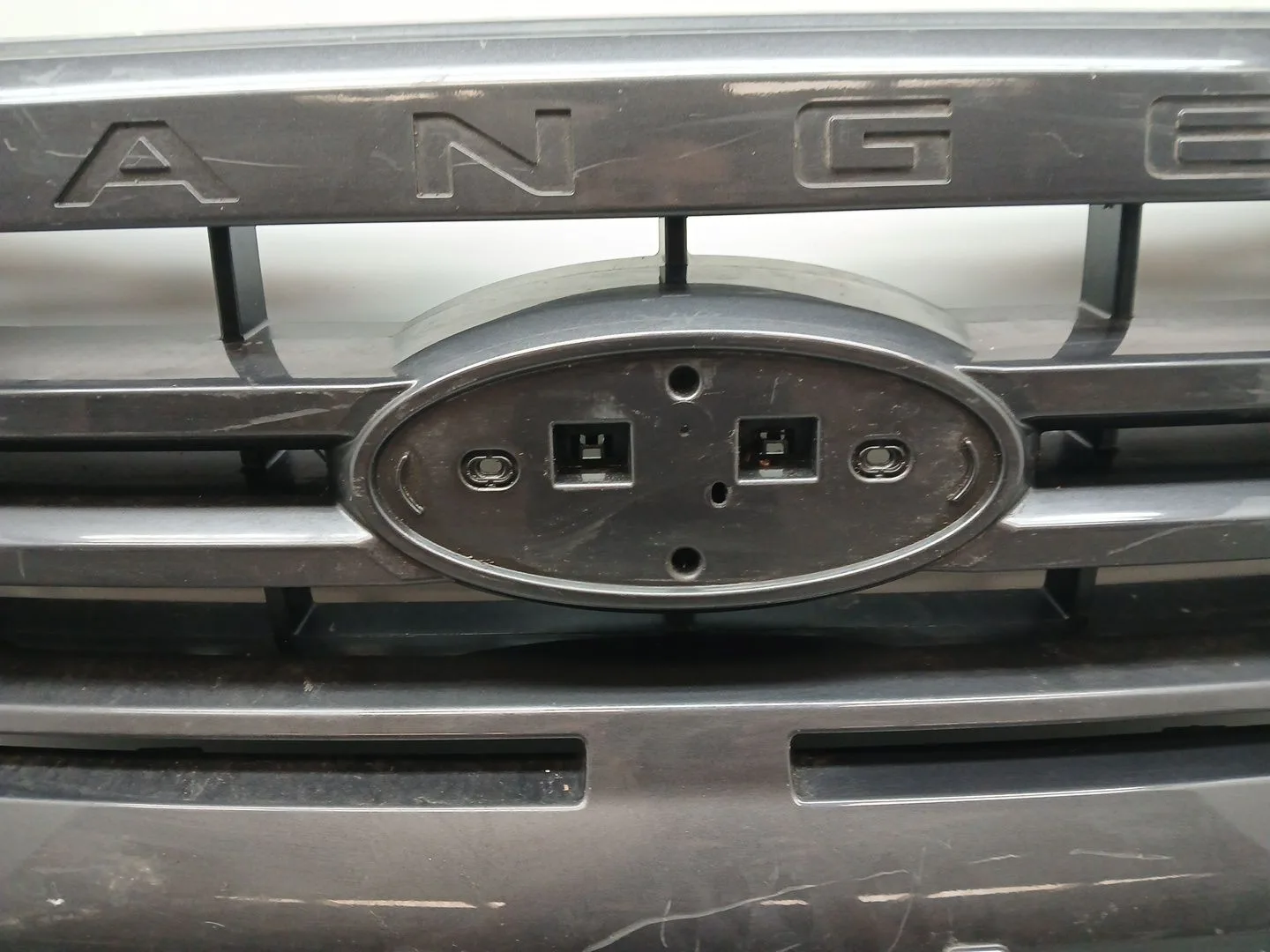 Rejilla Paragolpes Delantero para Ford Ranger (Tke)