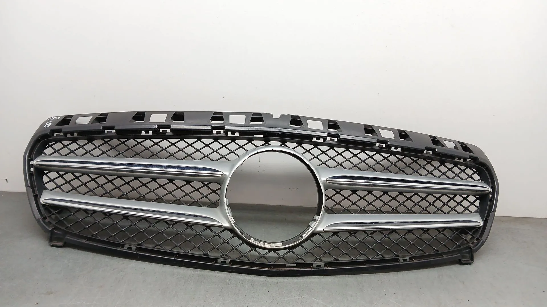 Rejilla Paragolpes Delantero para Mercedes-Benz Clase A (W176)