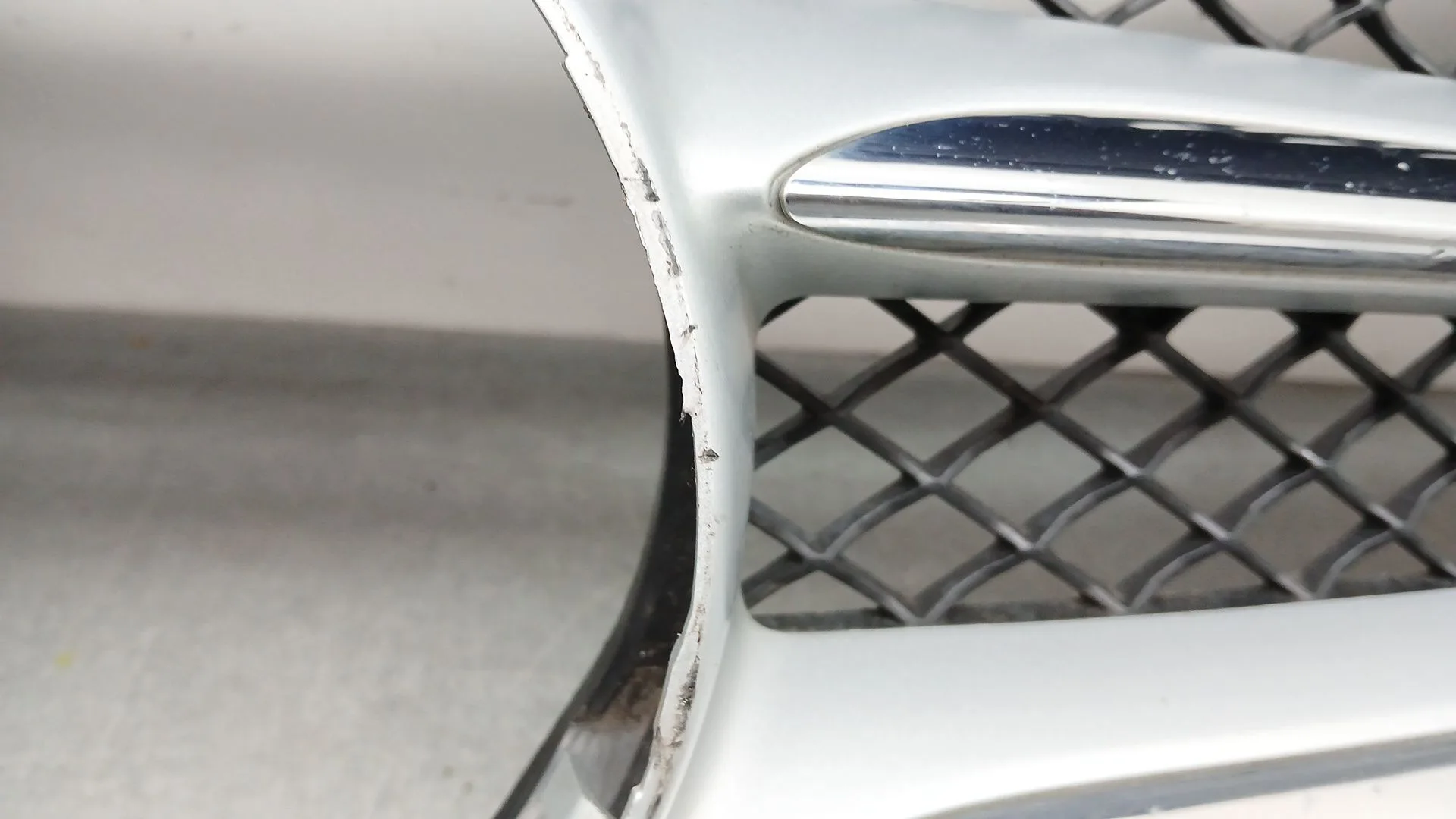 Rejilla Paragolpes Delantero para Mercedes-Benz Clase A (W176)