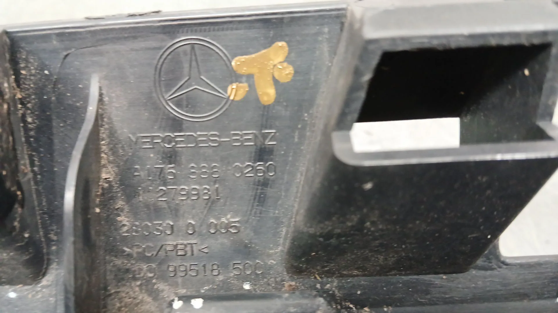 Rejilla Paragolpes Delantero para Mercedes-Benz Clase A (W176)