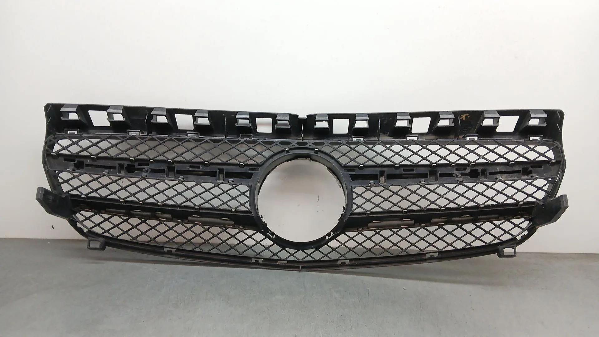 Rejilla Paragolpes Delantero para Mercedes-Benz Clase A (W176)
