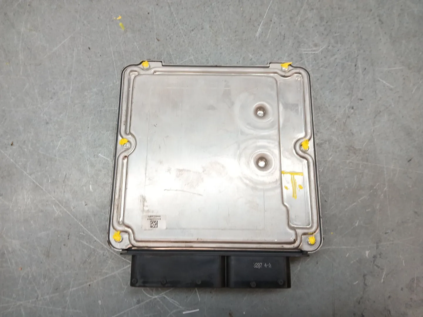 Centralita Motor Uce para Audi A4 B7 (8Ec)
