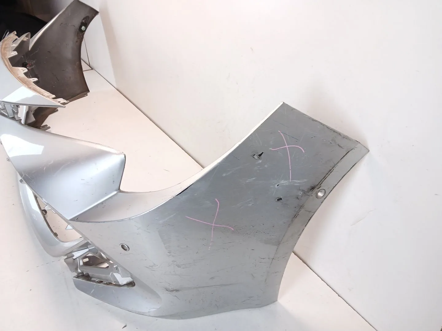Paragolpes Delantero para Toyota Corolla (E21)