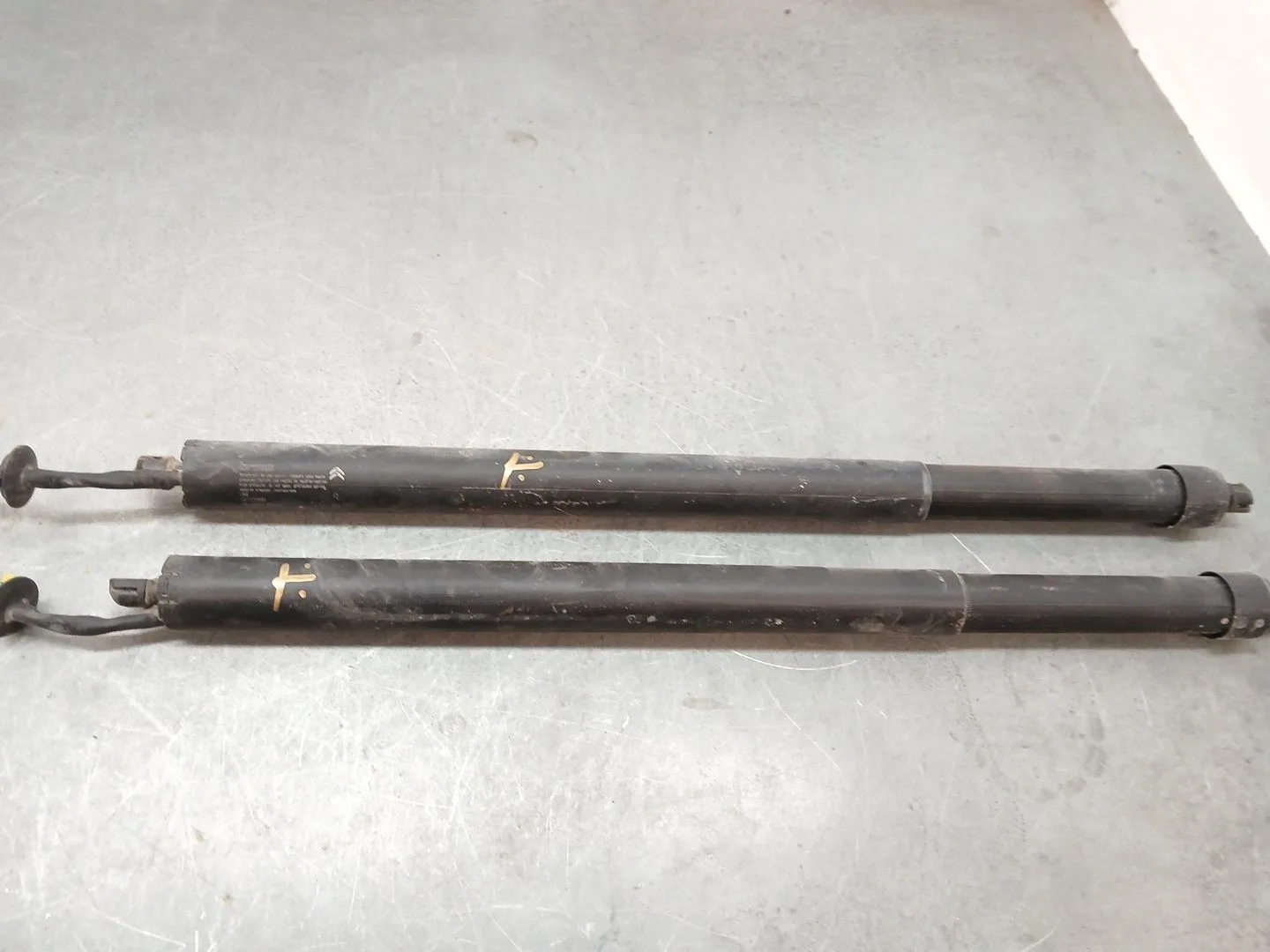 Amortiguadores Maletero / Porton para Citroën C5 Aircross