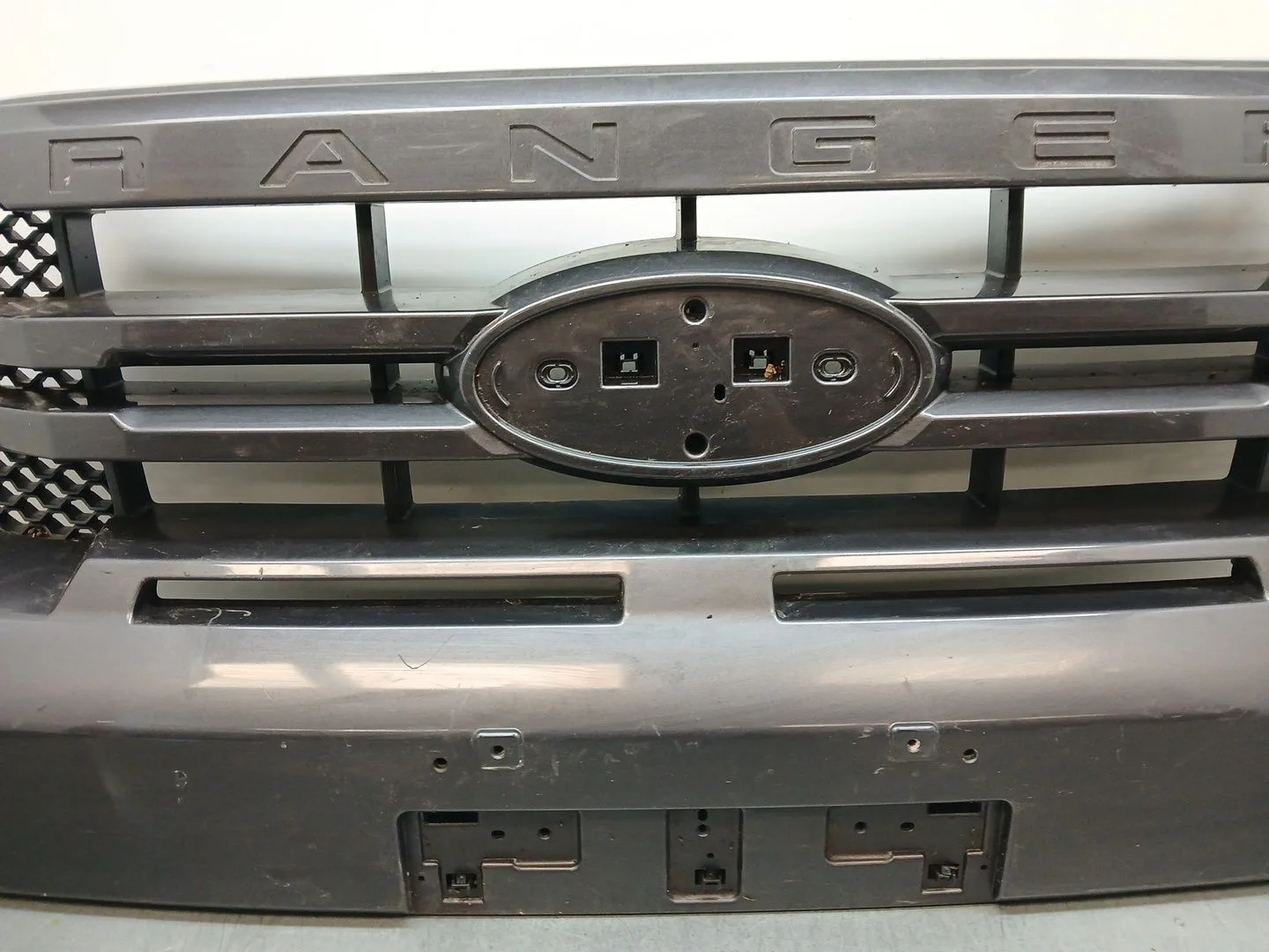 Rejilla Paragolpes Delantero para Ford Ranger (Tke)