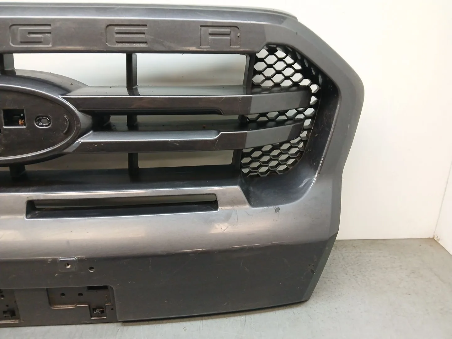 Rejilla Paragolpes Delantero para Ford Ranger (Tke)