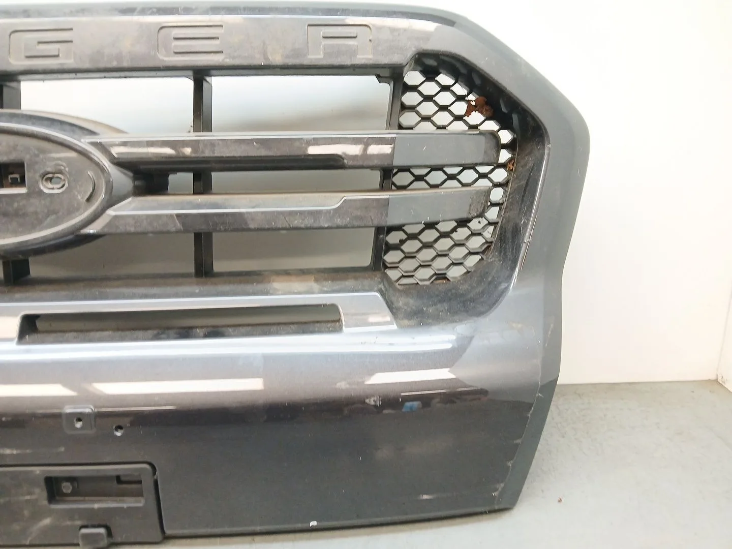 Rejilla Paragolpes Delantero para Ford Ranger (Tke)