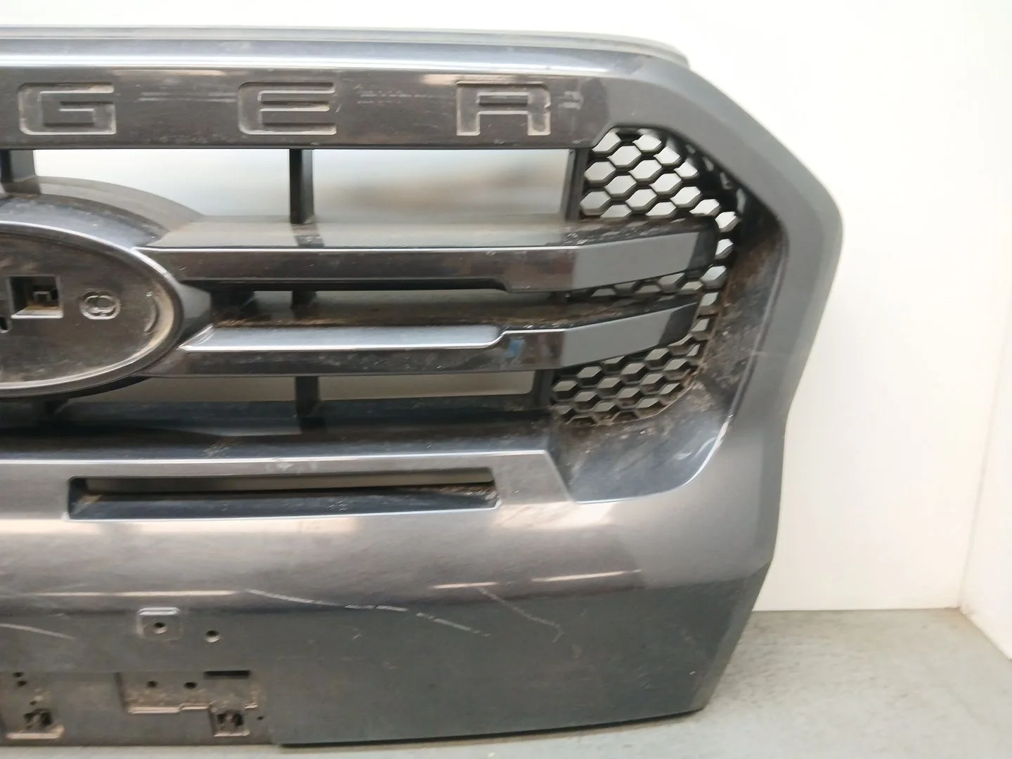 Rejilla Paragolpes Delantero para Ford Ranger (Tke)