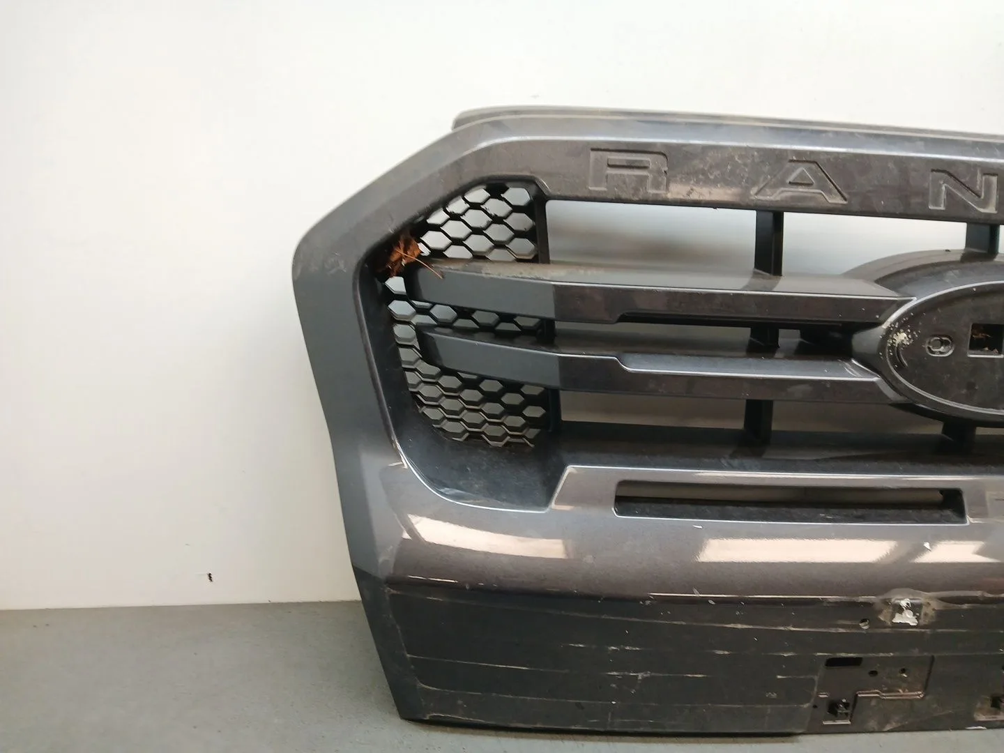 Rejilla Paragolpes Delantero para Ford Ranger (Tke)