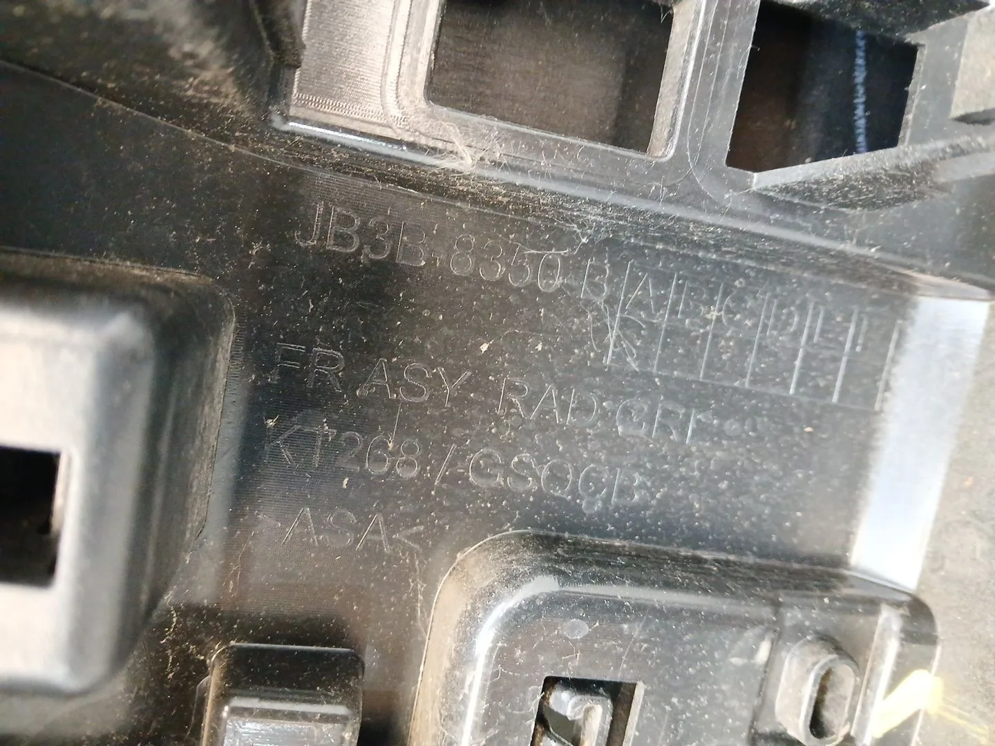 Rejilla Paragolpes Delantero para Ford Ranger (Tke)