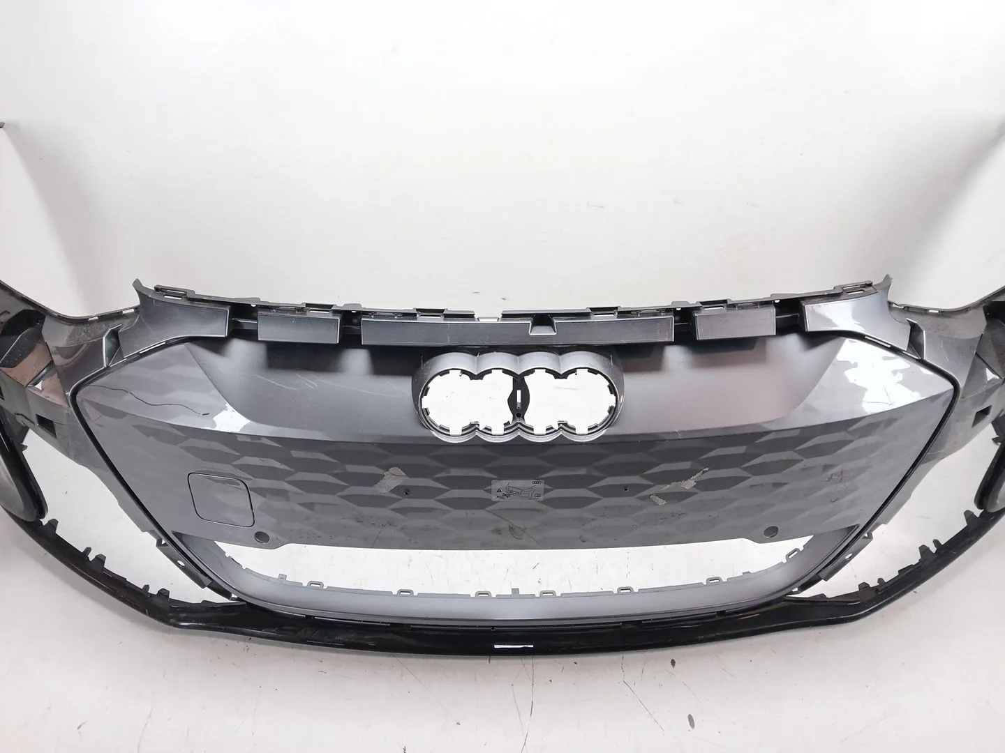 Paragolpes Delantero para Audi E-Tron (Gen)