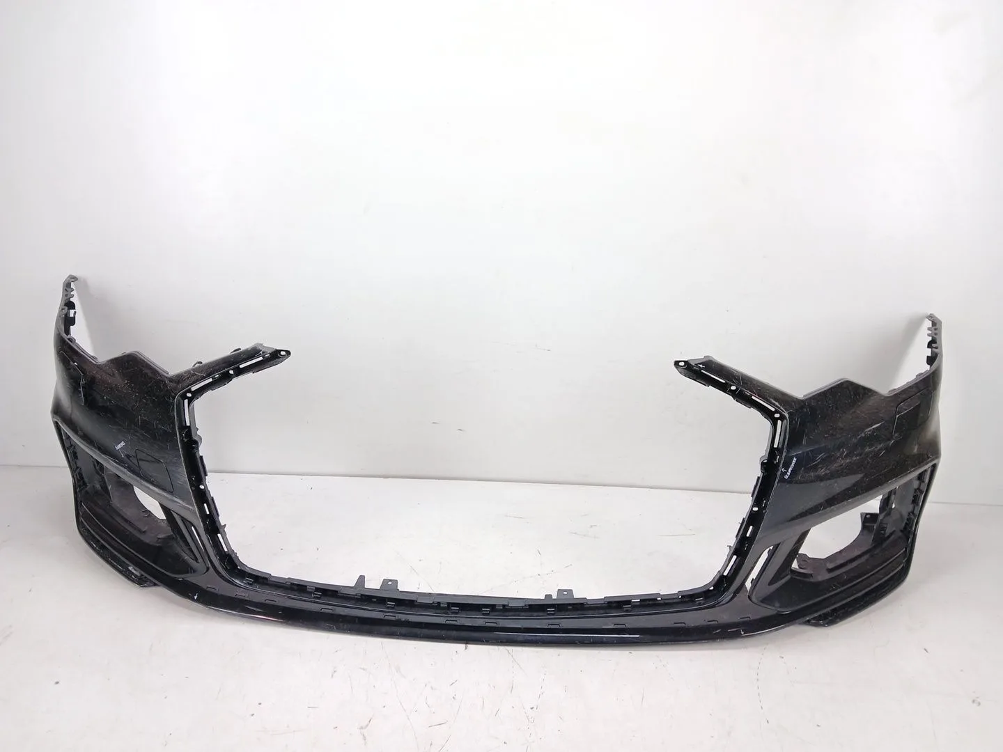 Paragolpes Delantero para Audi A6 C8 (4A2)