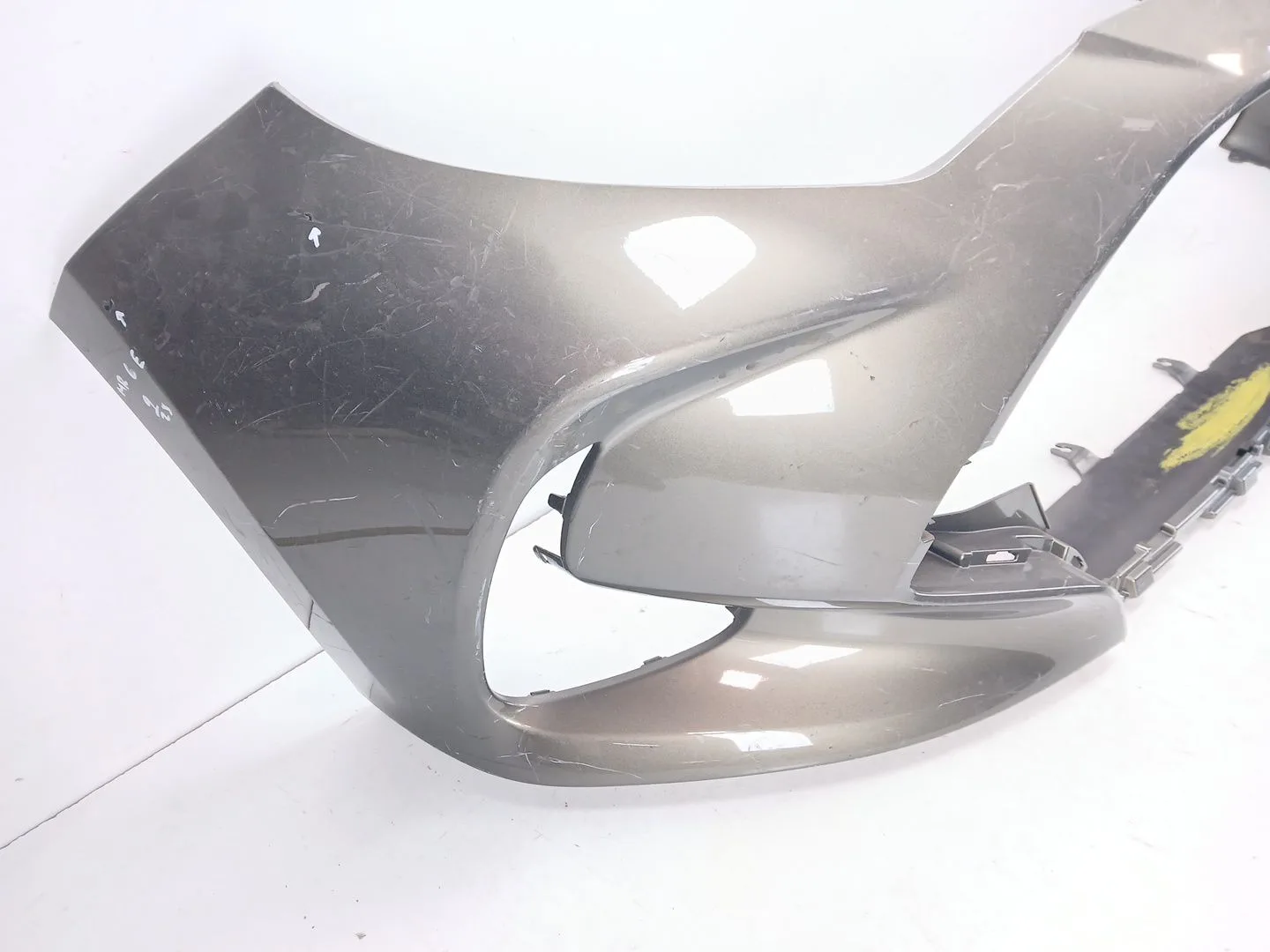 Paragolpes Delantero para Toyota Yaris Cross (Mxp_)