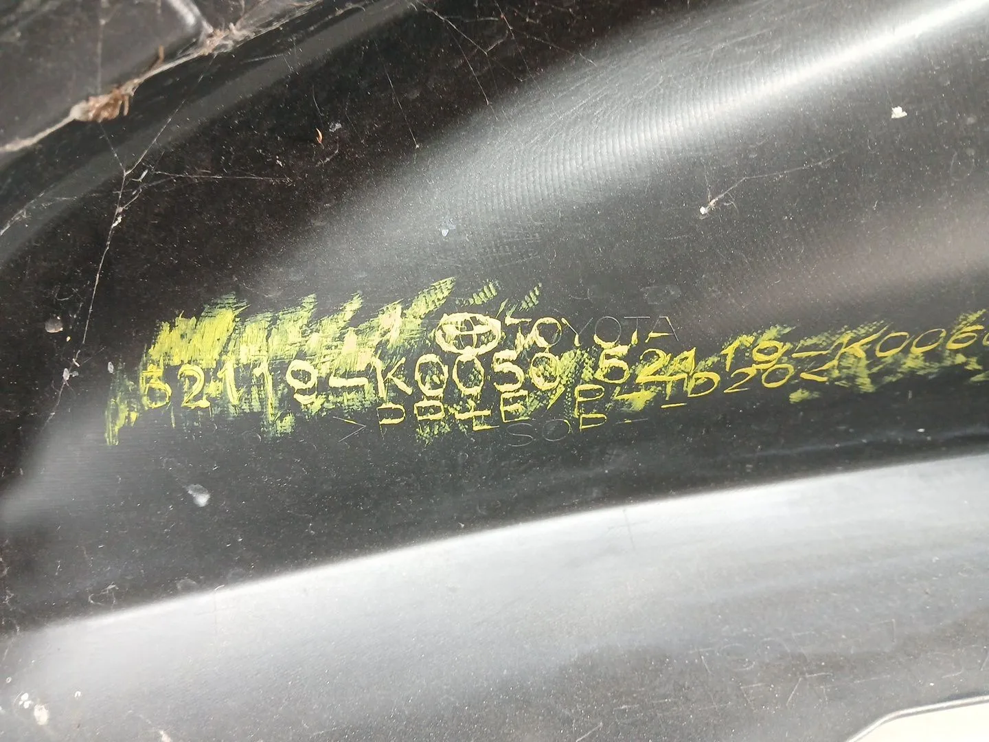 Paragolpes Delantero para Toyota Yaris Cross (Mxp_)