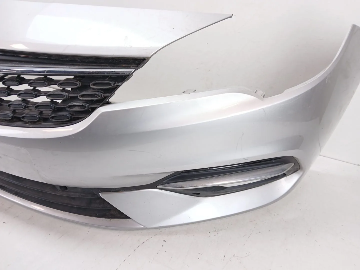 Paragolpes Delantero para Opel Astra K (B16)
