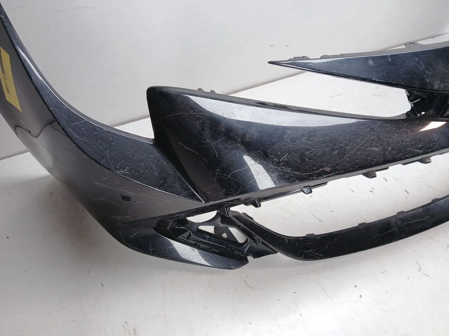 Paragolpes Delantero para Toyota Corolla (E21)