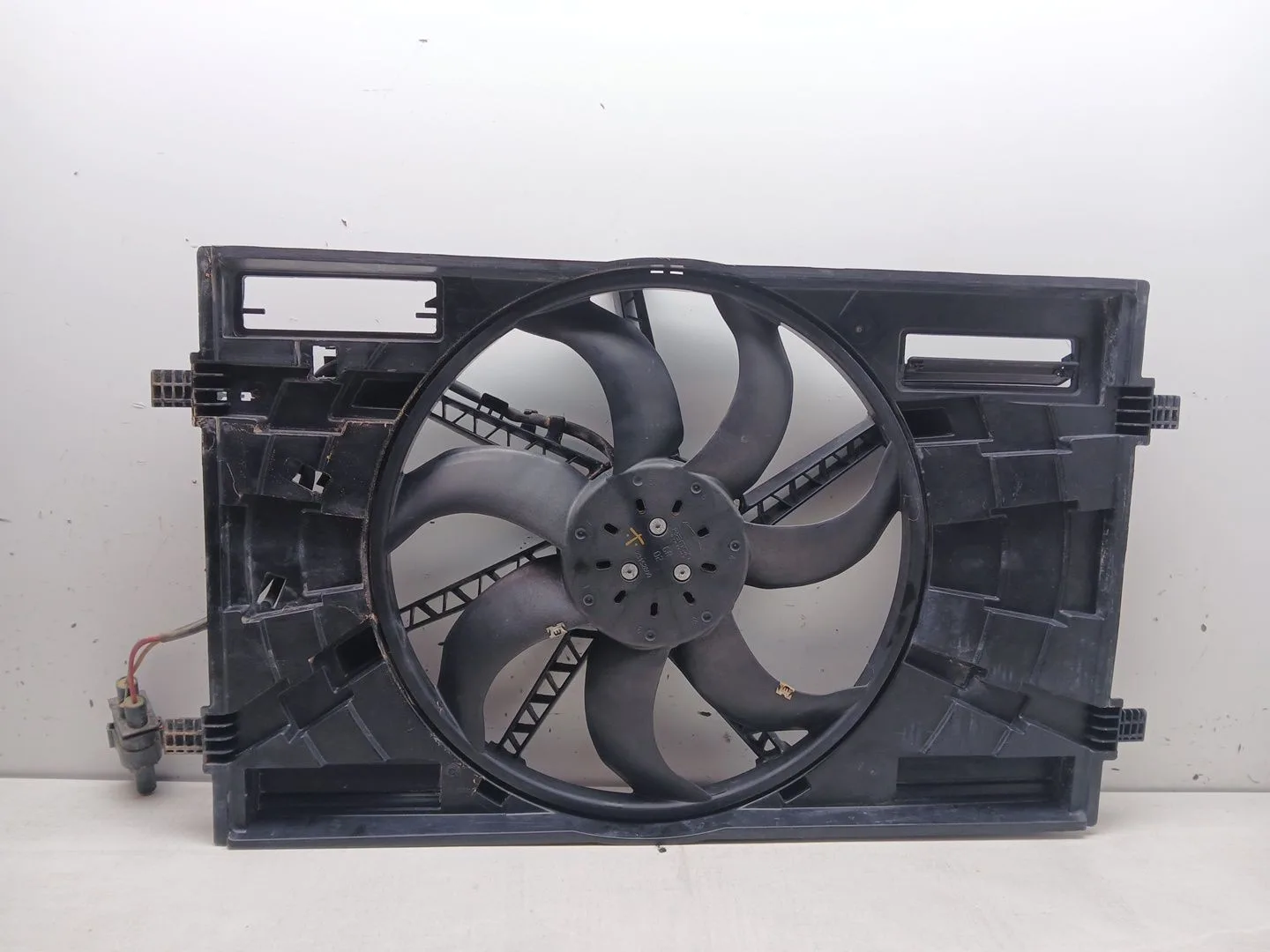 Electroventilador para Volkswagen T-Roc (A11, D11)