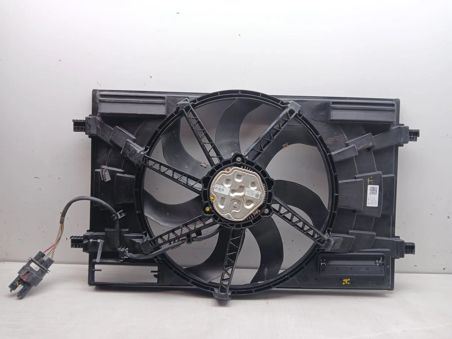 Electroventilador para Volkswagen T-Roc (A11, D11)