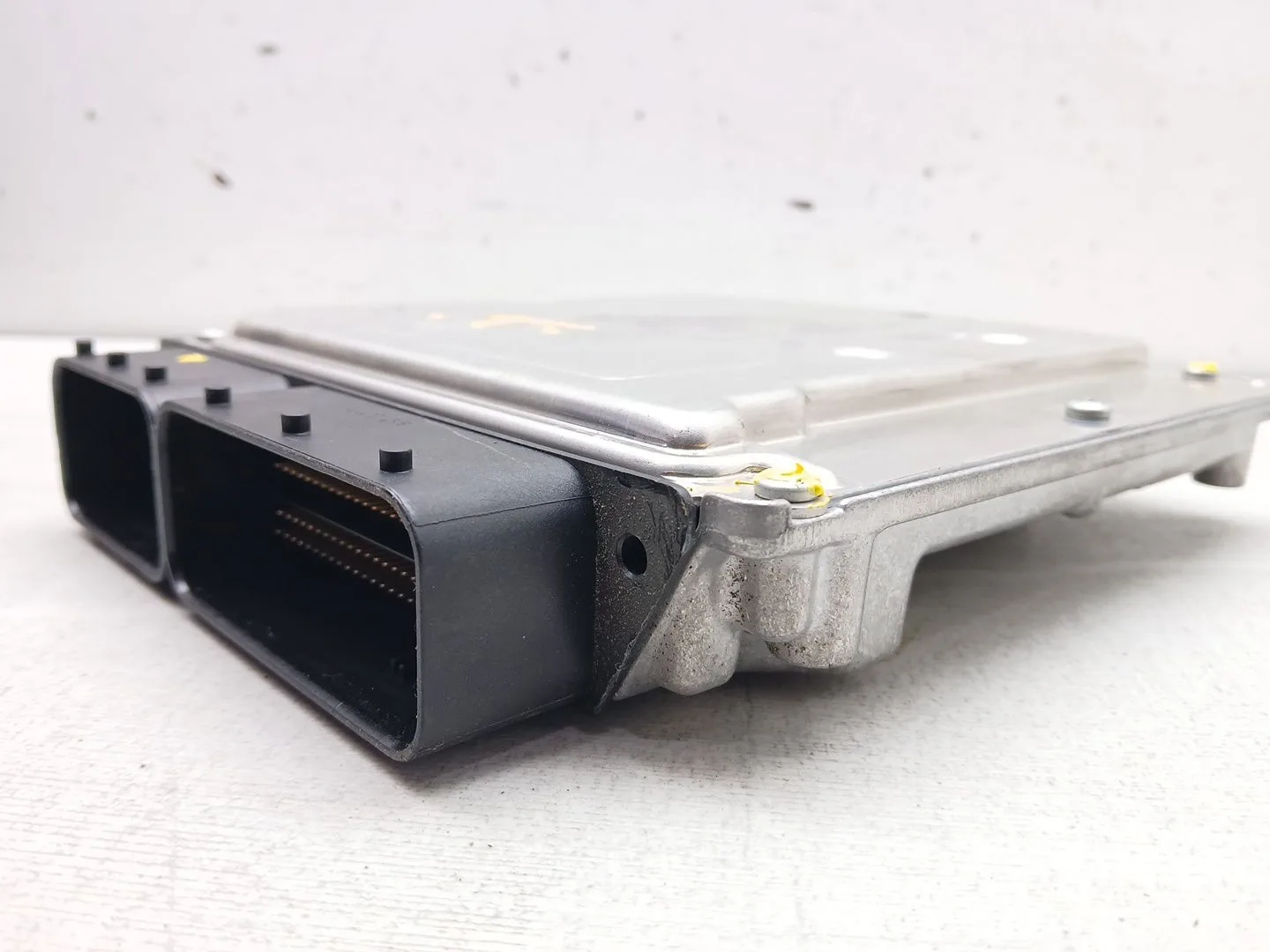 Centralita Motor Uce para Bmw X3 (E83)