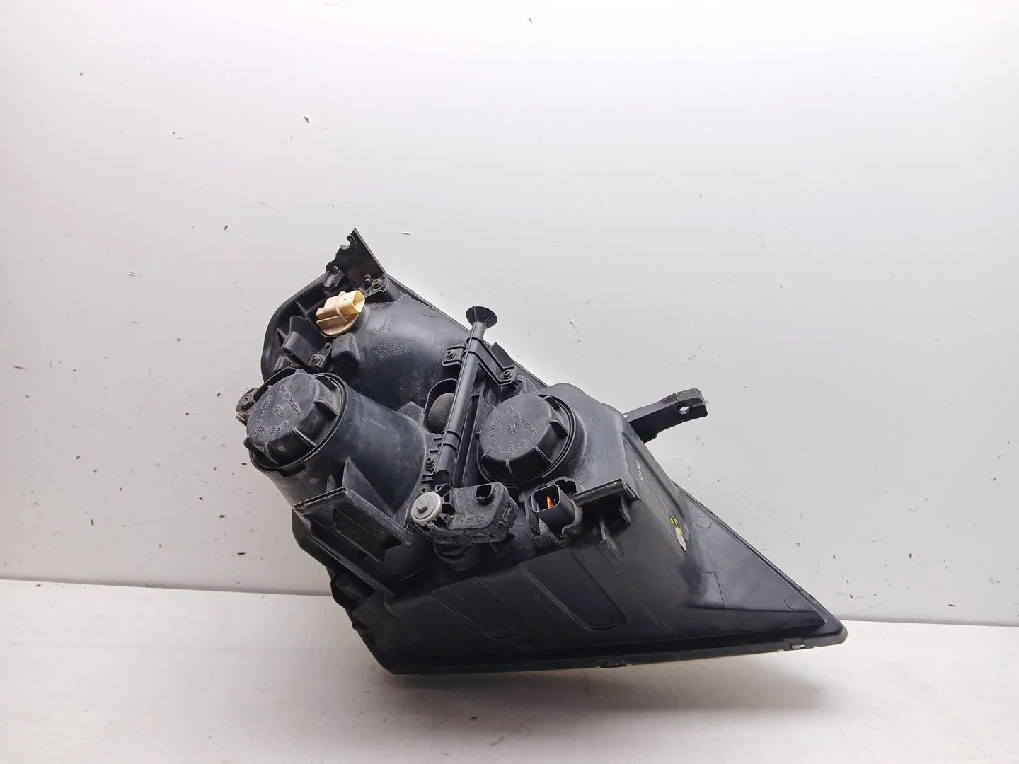 Faro Izquierdo para Kia Carnival / Grand Carnival Iii (Vq)