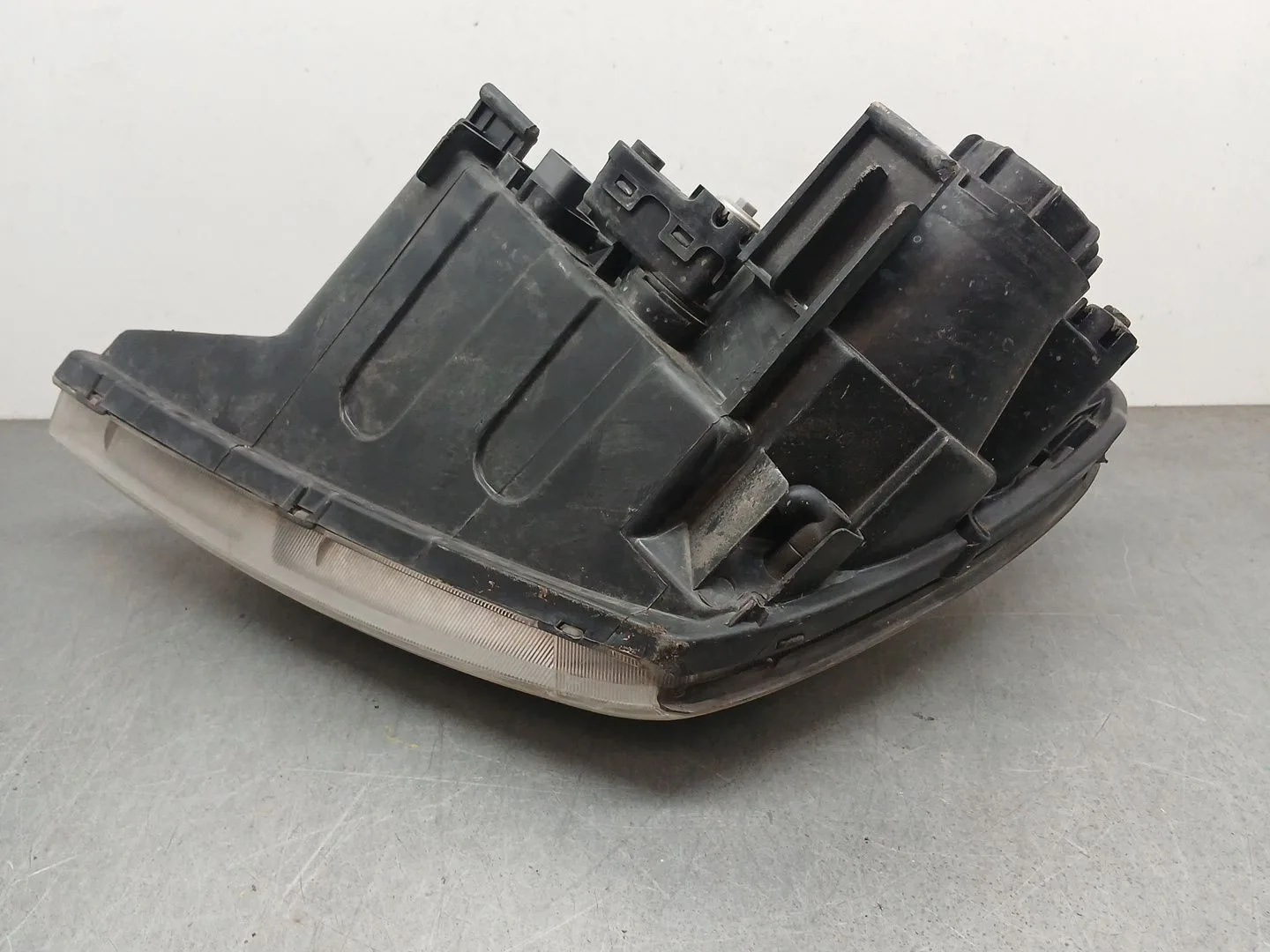 Faro Derecho para Kia Carnival / Grand Carnival Iii (Vq)