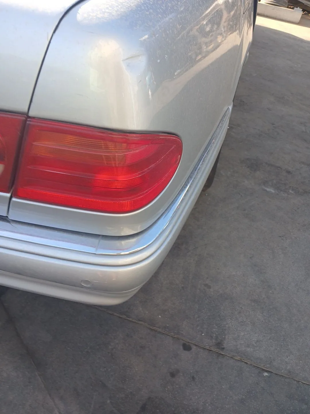 Piloto Trasero Derecho para Mercedes-Benz Clase E (W210)