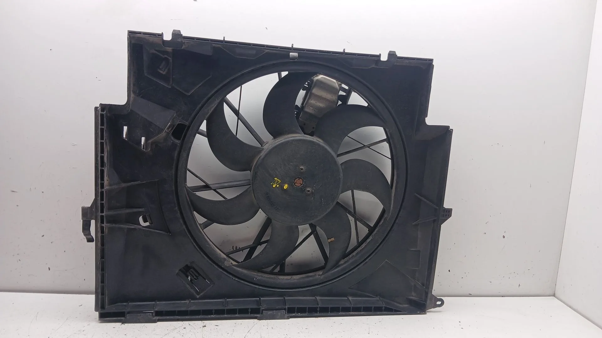 Electroventilador para Bmw 3 (E90)