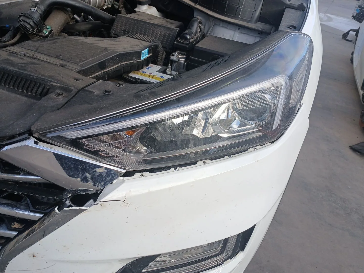 Faro Izquierdo para Hyundai Tucson (Tl, Tle)