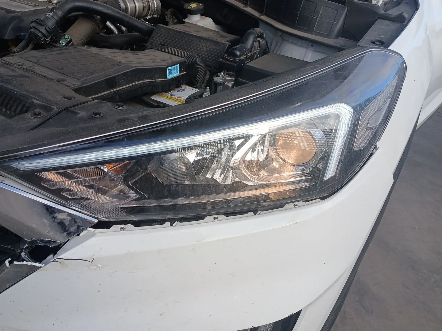 Faro Izquierdo para Hyundai Tucson (Tl, Tle)