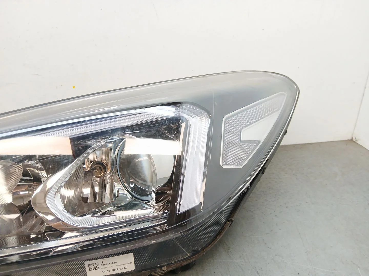 Faro Izquierdo para Hyundai Tucson (Tl, Tle)