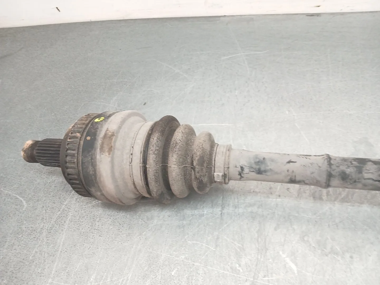 Transmision Trasera Izquierda para Bmw 3 (E90)