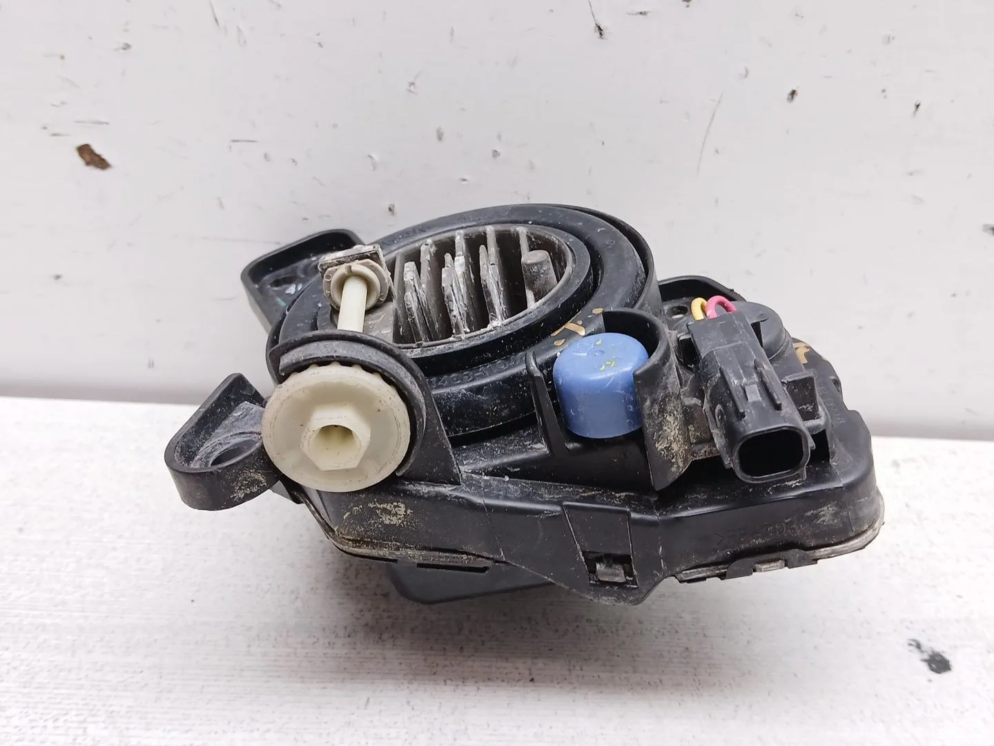 Faro Antiniebla Izquierdo para Mazda 6 Sedan (Gj, Gl)