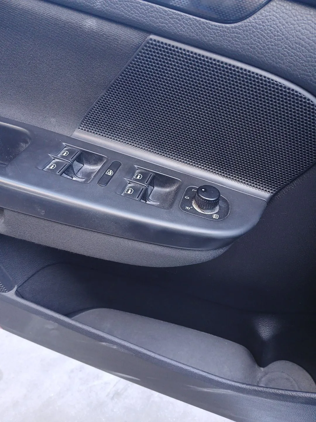 Mando Elevalunas Delantero Izquierdo para Volkswagen Golf Vi Variant (Aj5)