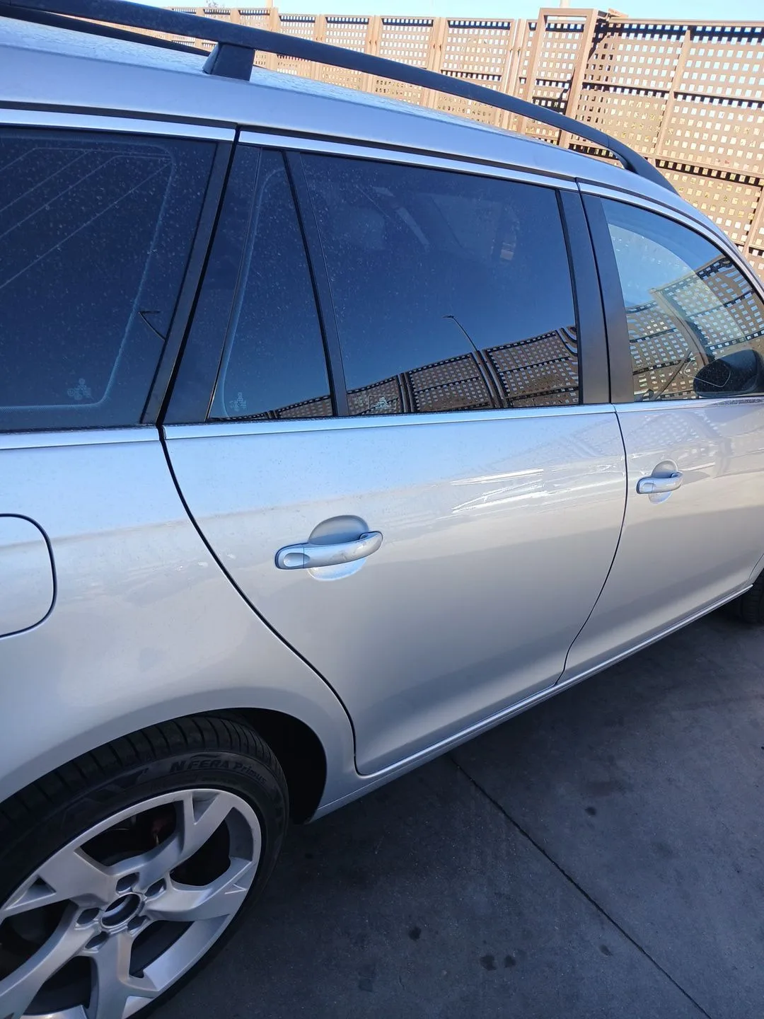 Puerta Trasera Derecha para Volkswagen Golf Vi Variant (Aj5)