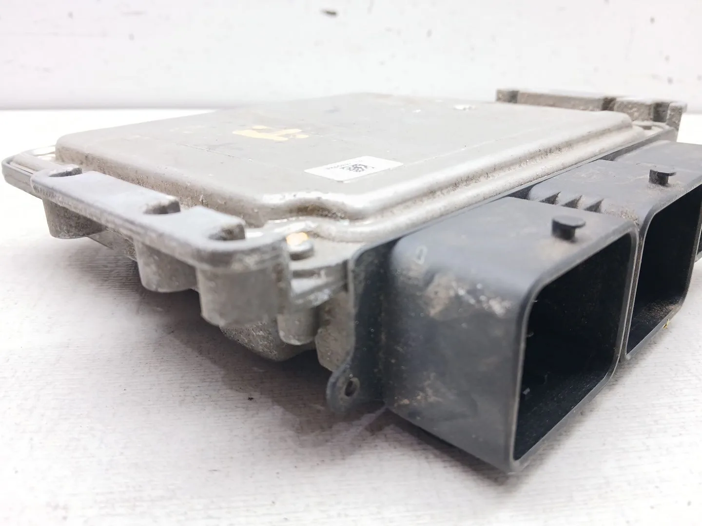 Centralita Motor Uce para Ford Fiesta (Cb1)