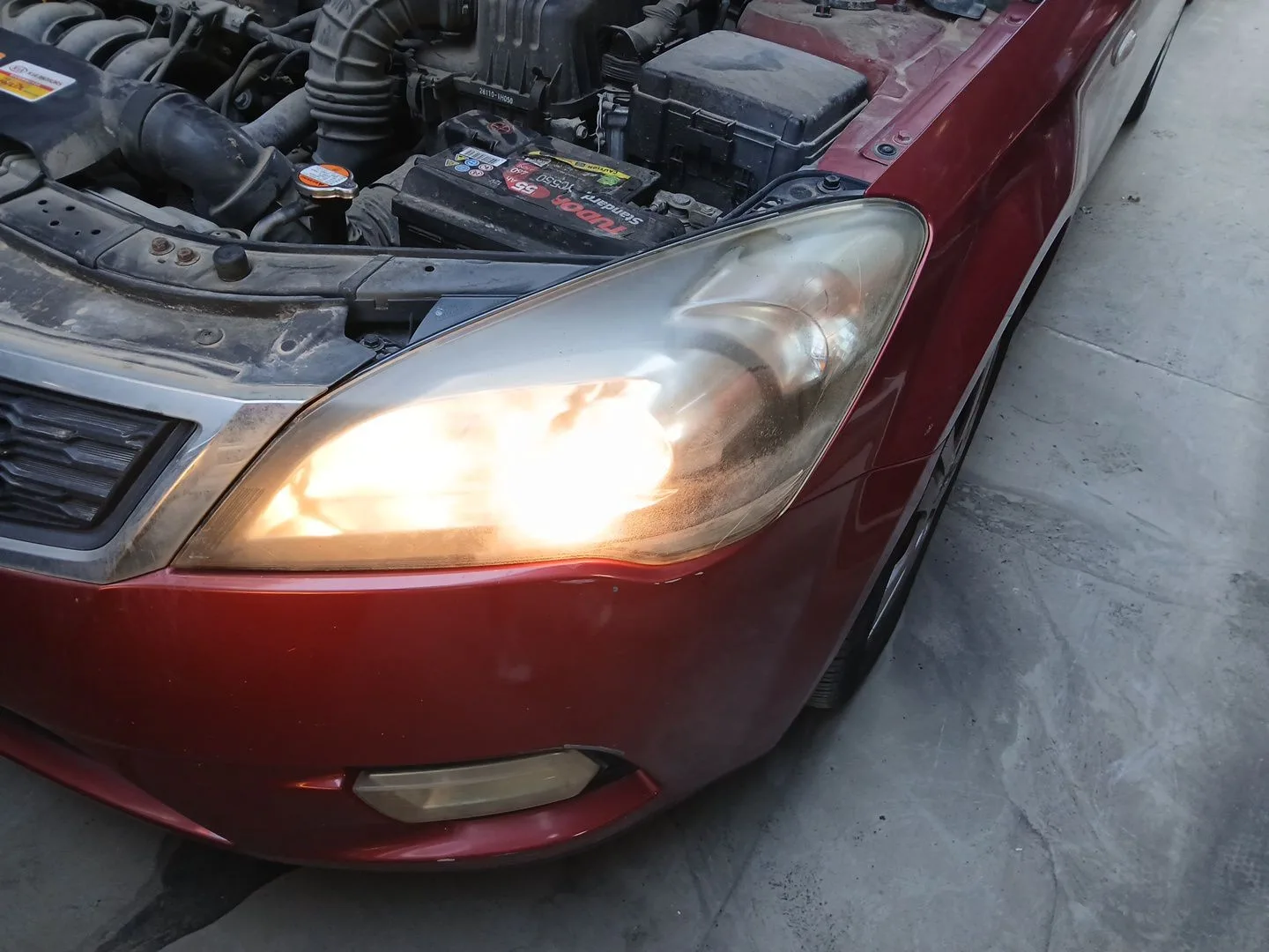 Faro Izquierdo para Kia Cee'd Hatchback (Ed)